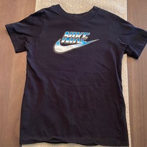 Kids Nike t-shirt